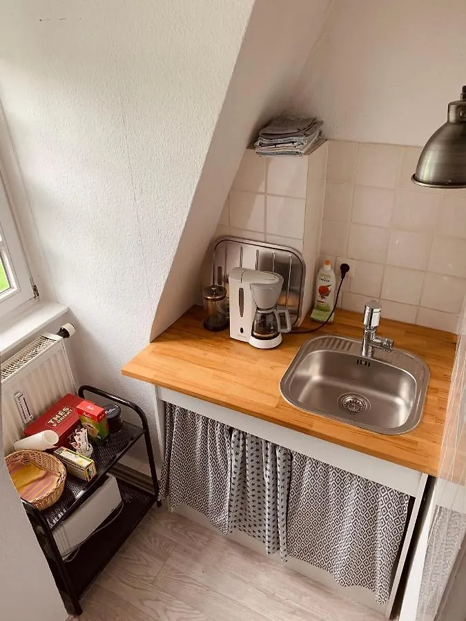 Private Apartment In Historic Castle From 1608 With Tenniscourt Zeitlofs