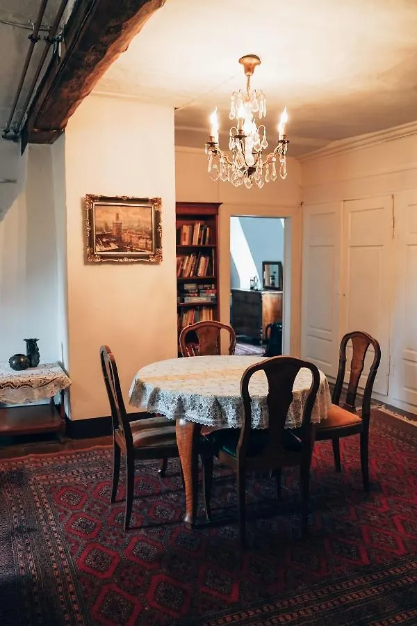 Private Apartment In Historic Castle From 1608 With Tenniscourt Zeitlofs